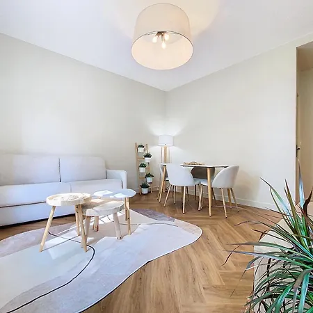 Апартаменты Au Pied Du Chateau De Caen, Au Coeur Du Vaugueux